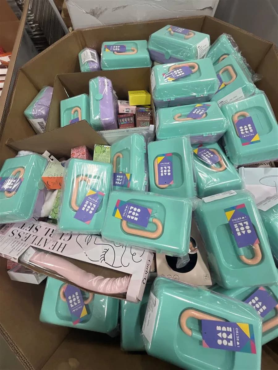 Assorted Cosmetics: 92% Off Original Retail (G51777) — Health & Beauty liquidation pallet, 1,878 units