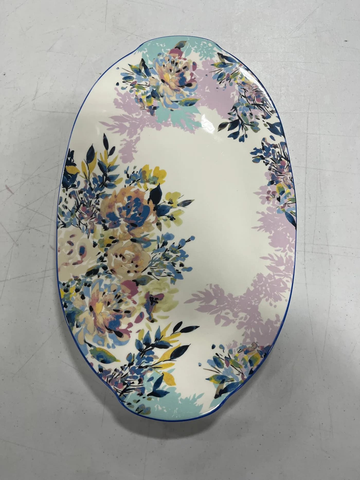 Assorted Large Table Top Plates: 85% Off Original Retail (G51784) — additional view 2