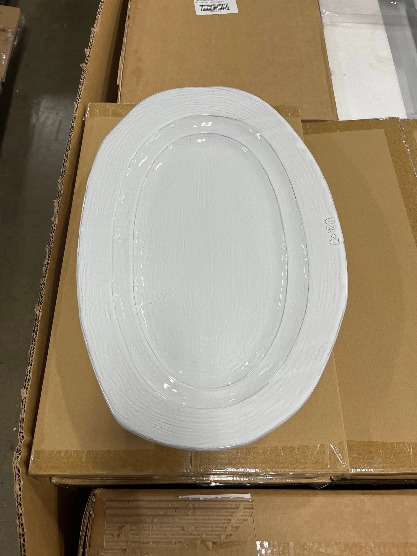 Assorted Large Table Top Plates: 85% Off Original Retail (G58175) — additional view 2