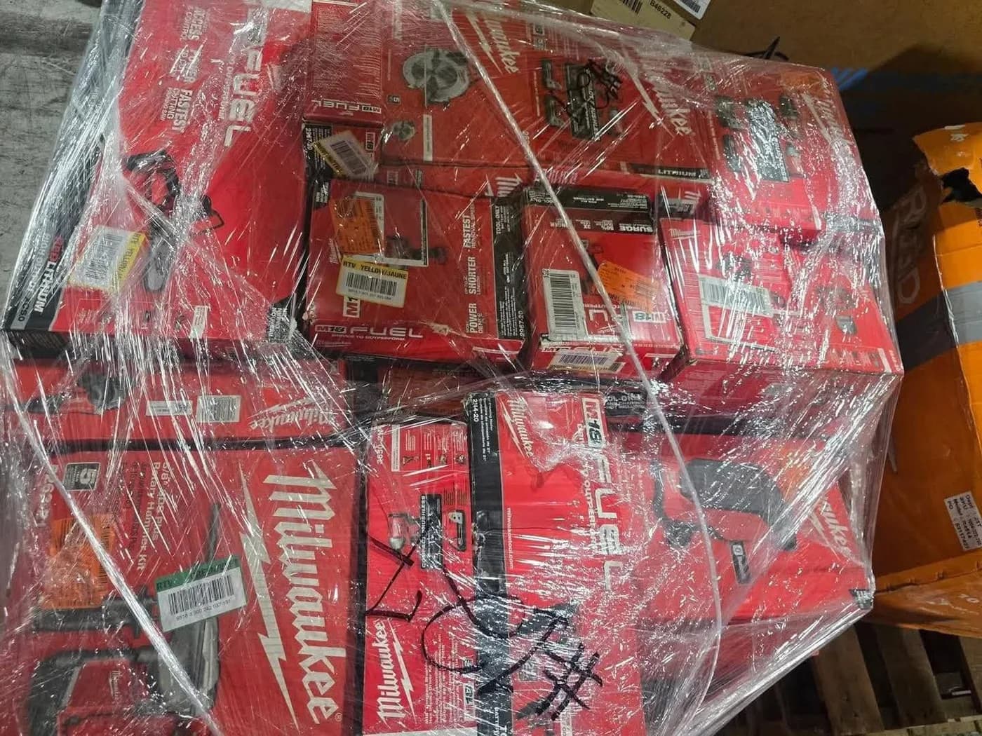 Milwaukee Tools Pallet, 100 Units (Medium Lot) — additional view 4