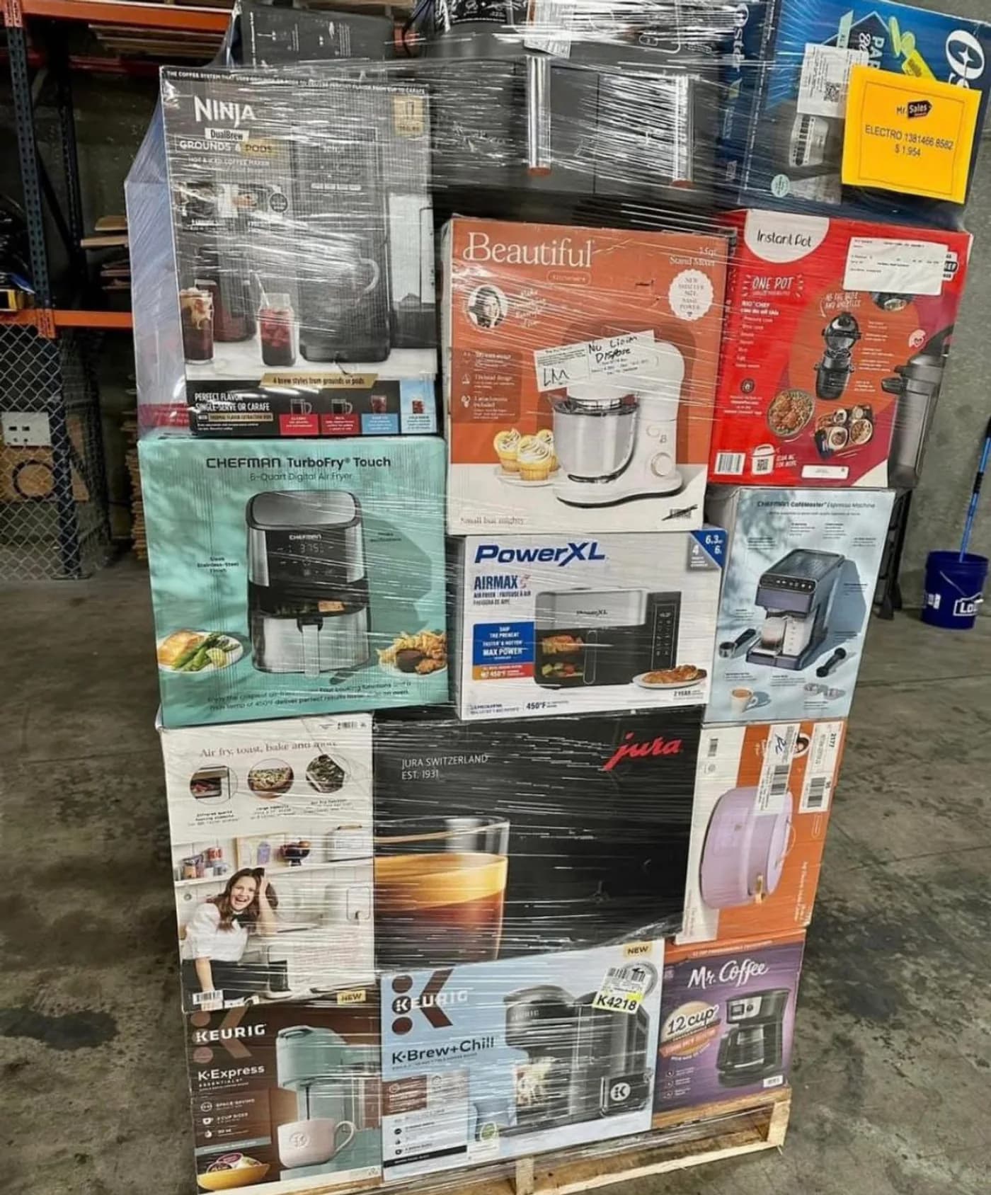 Kitchen Appliance Pallet, 150 Units (Large Lot) — full lot photo