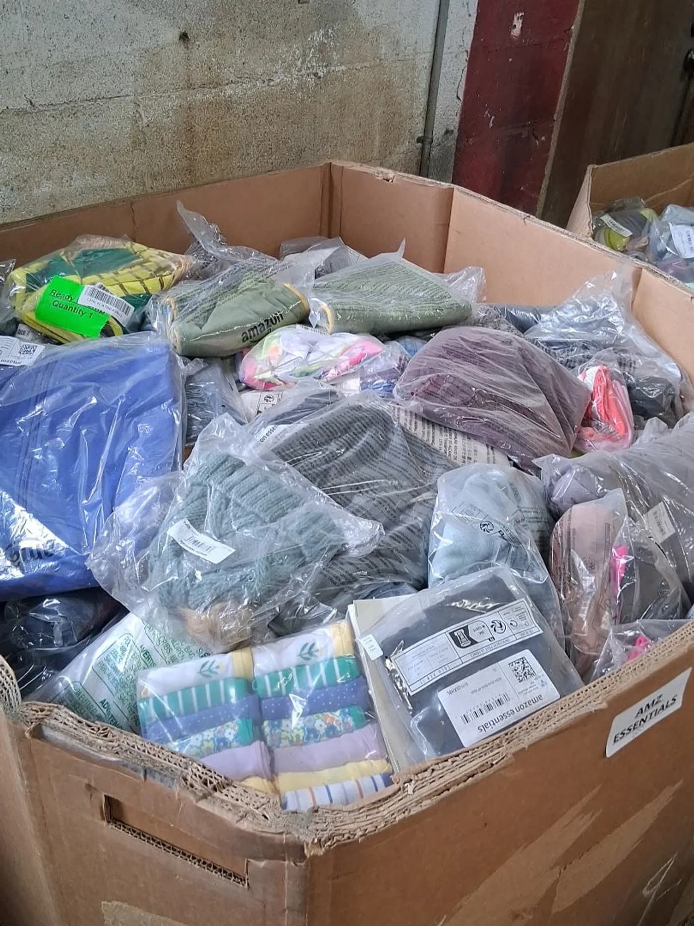 Amazon Essentials Clothing Pallet, 650 Units — full lot photo