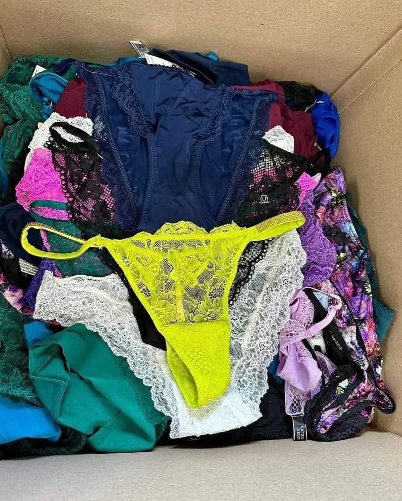 Victoria's Secret Underwear Pallet (1,100 Pieces) — additional view 4